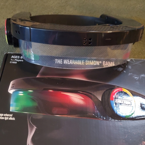 Simon Optix Electronic Game - Picture 8 of 14